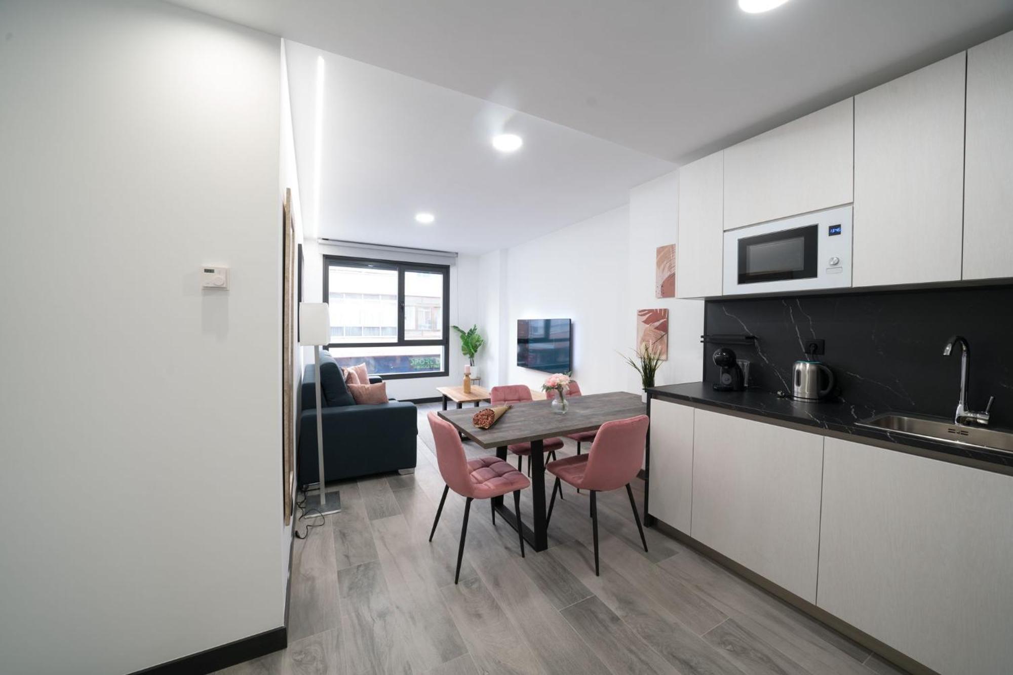 Apartamentos Go La Circular-Parking Gratuito Valladolid Buitenkant foto